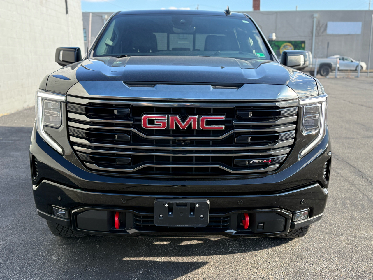 GMC Sierra 1500 4WD Crew Cab 147" AT4 2023