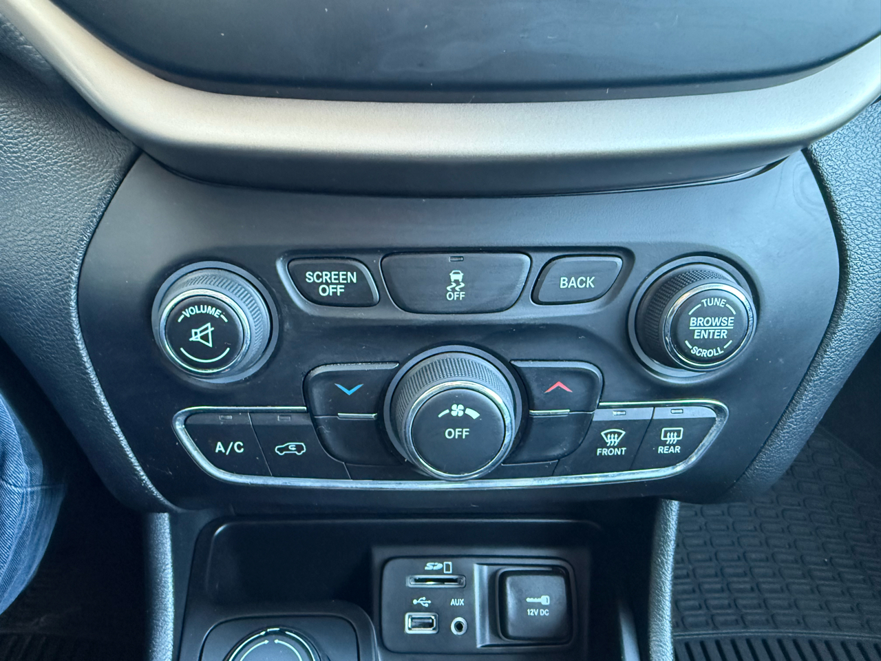 Jeep Cherokee 4WD 4dr Latitude 2016