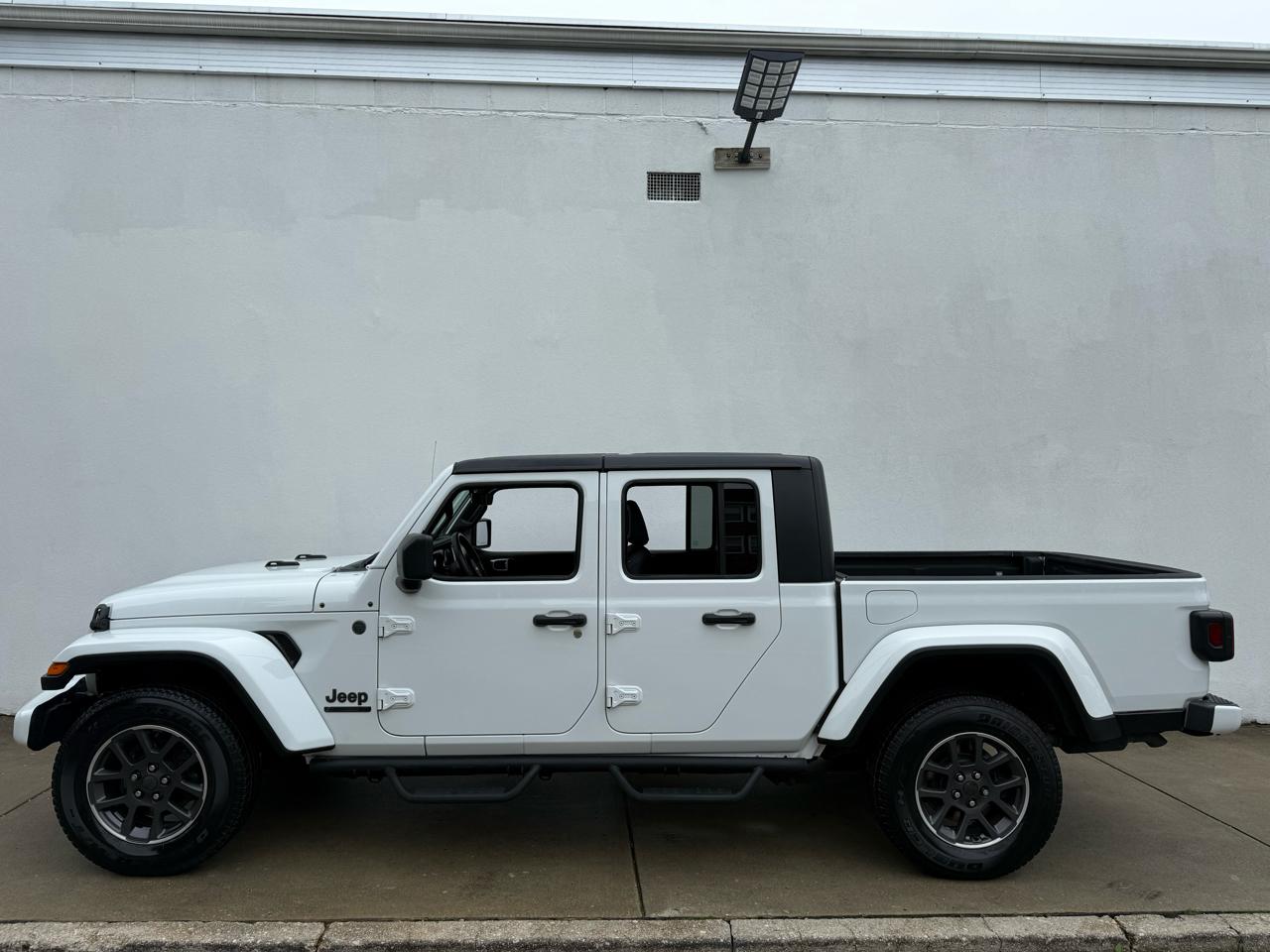 Jeep Gladiator 80th Anniversary 4x4 *Ltd Avail* 2021