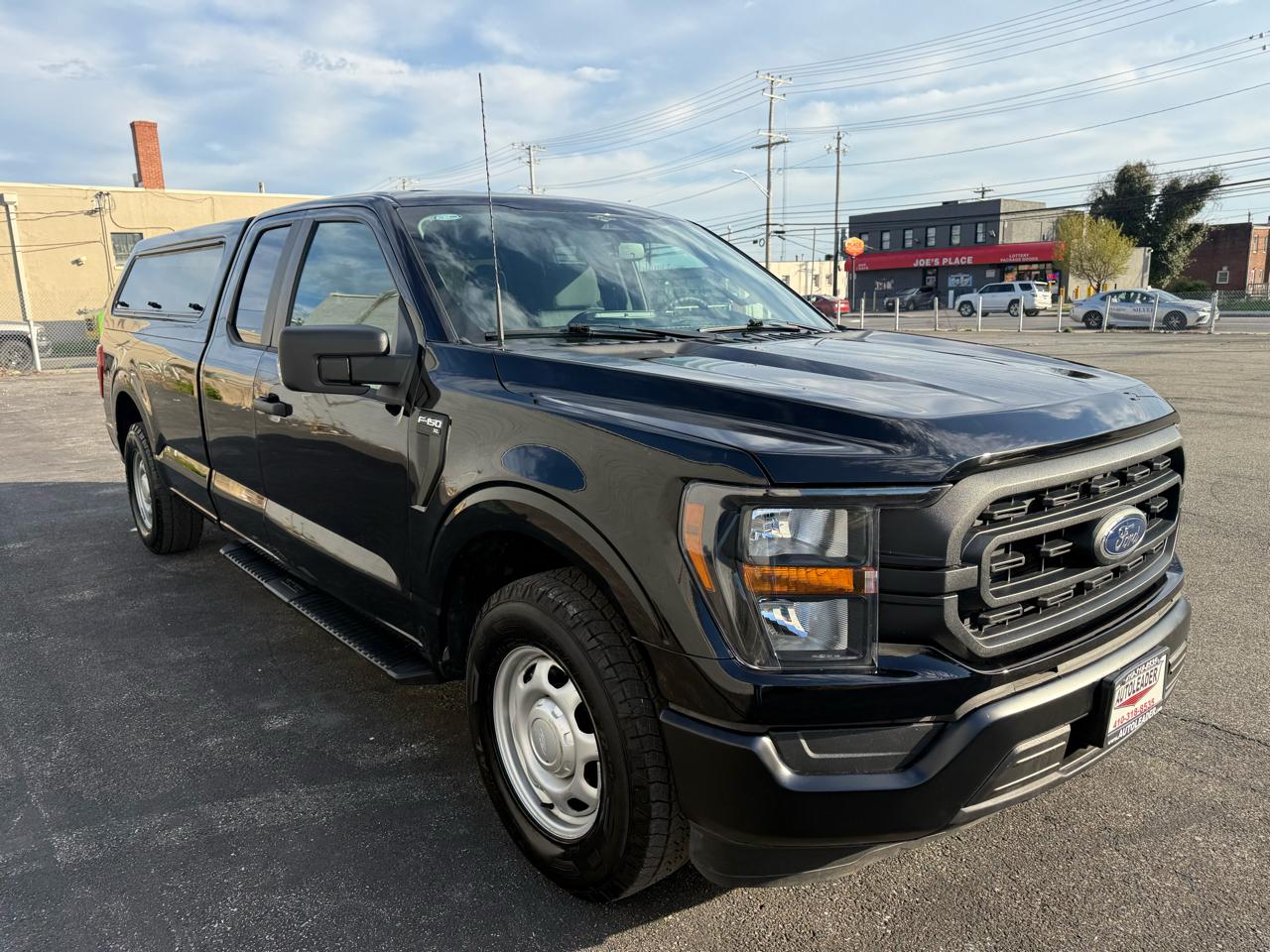Ford F-150 XLT 2WD SuperCab 8' Box 2023