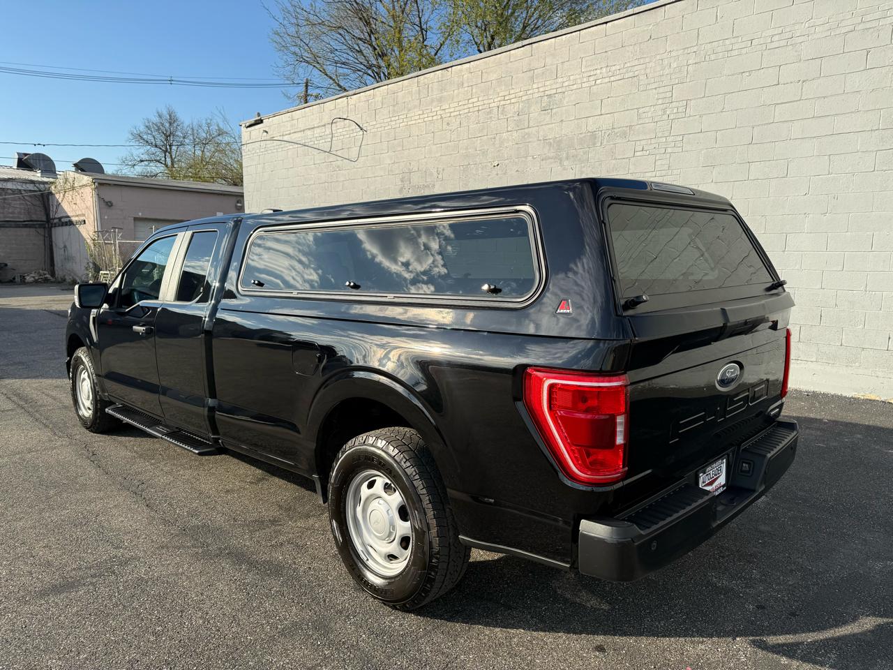 Ford F-150 XLT 2WD SuperCab 8' Box 2023