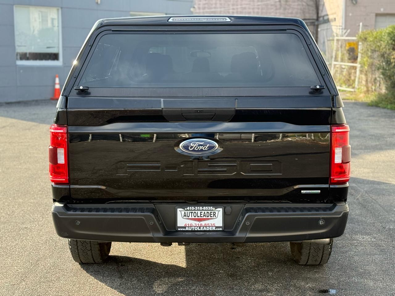 Ford F-150 XLT 2WD SuperCab 8' Box 2023