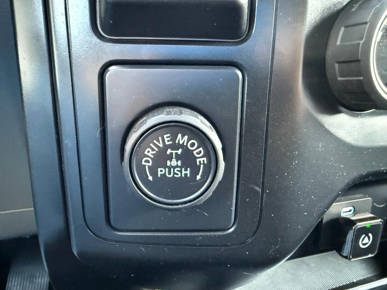 Ford F-150 XLT 2WD SuperCab 8' Box 2023