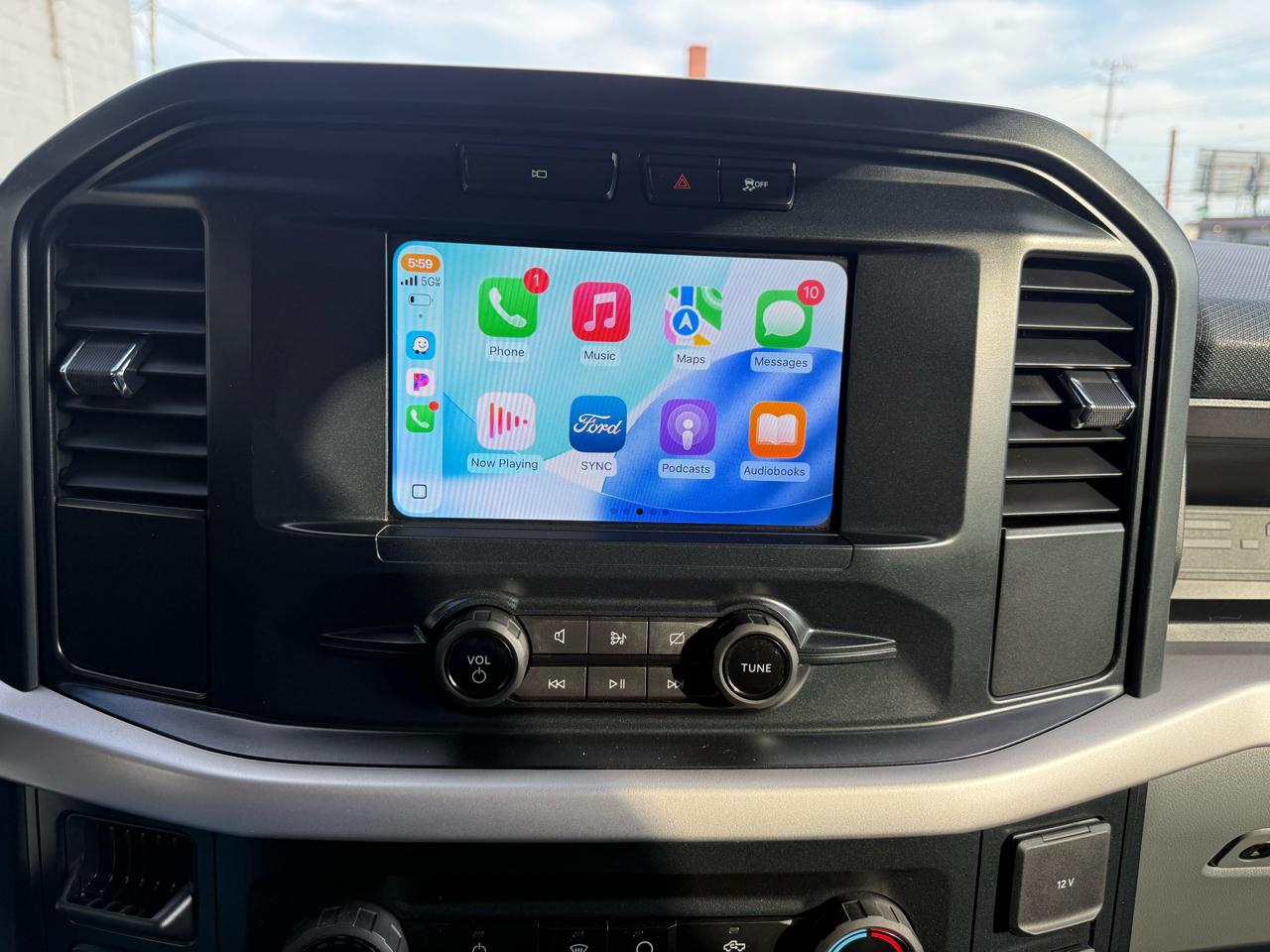 Ford F-150 XLT 2WD SuperCab 8' Box 2023