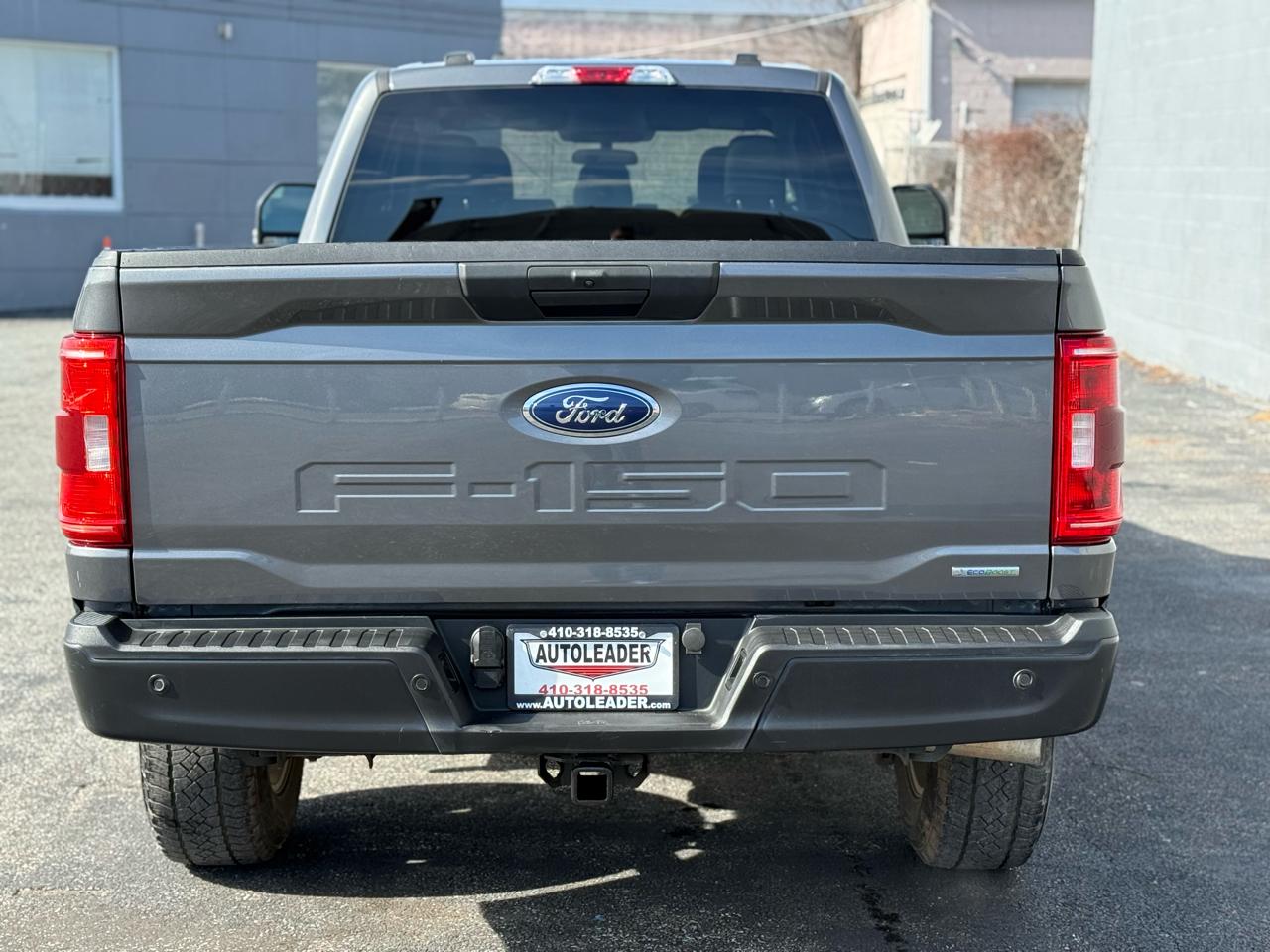 Ford F-150 XLT 4WD SuperCab 8' Box 2023