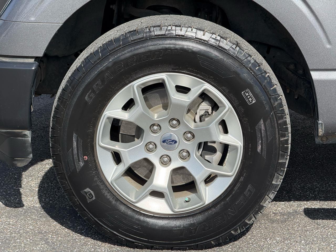 Ford F-150 XLT 4WD SuperCab 8' Box 2023