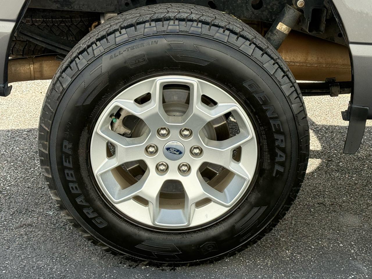 Ford F-150 XLT 4WD SuperCab 8' Box 2023