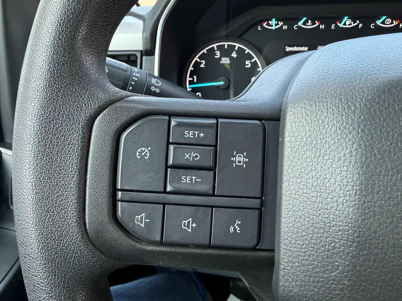 Ford F-150 XLT 4WD SuperCab 8' Box 2023