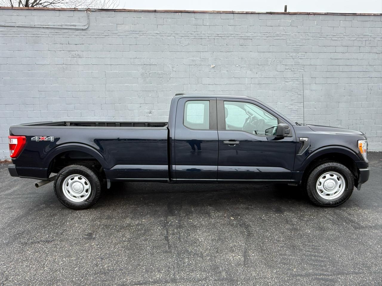 Ford F-150 XL 4WD SuperCab 8' Box 2021