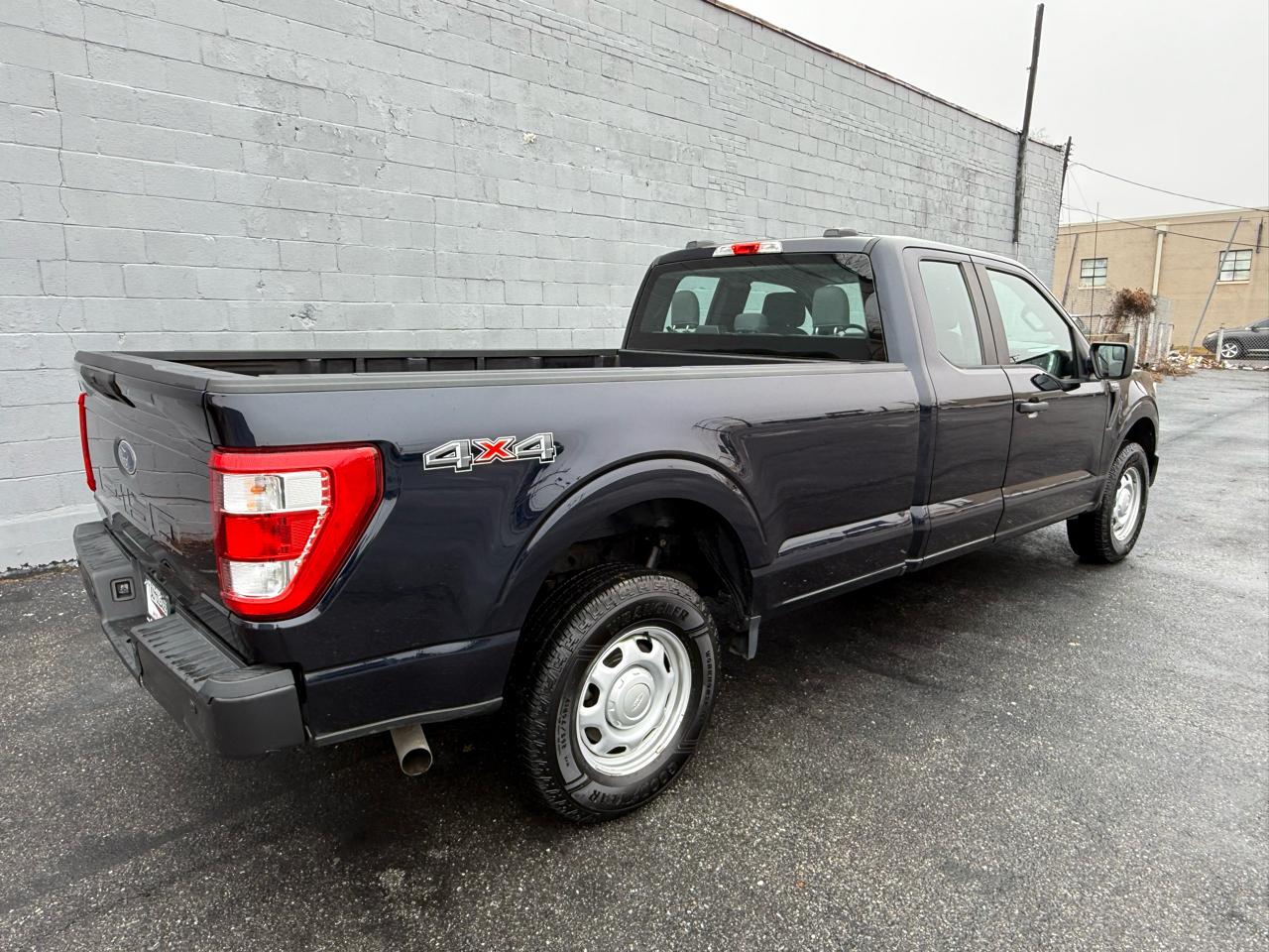 Ford F-150 XL 4WD SuperCab 8' Box 2021