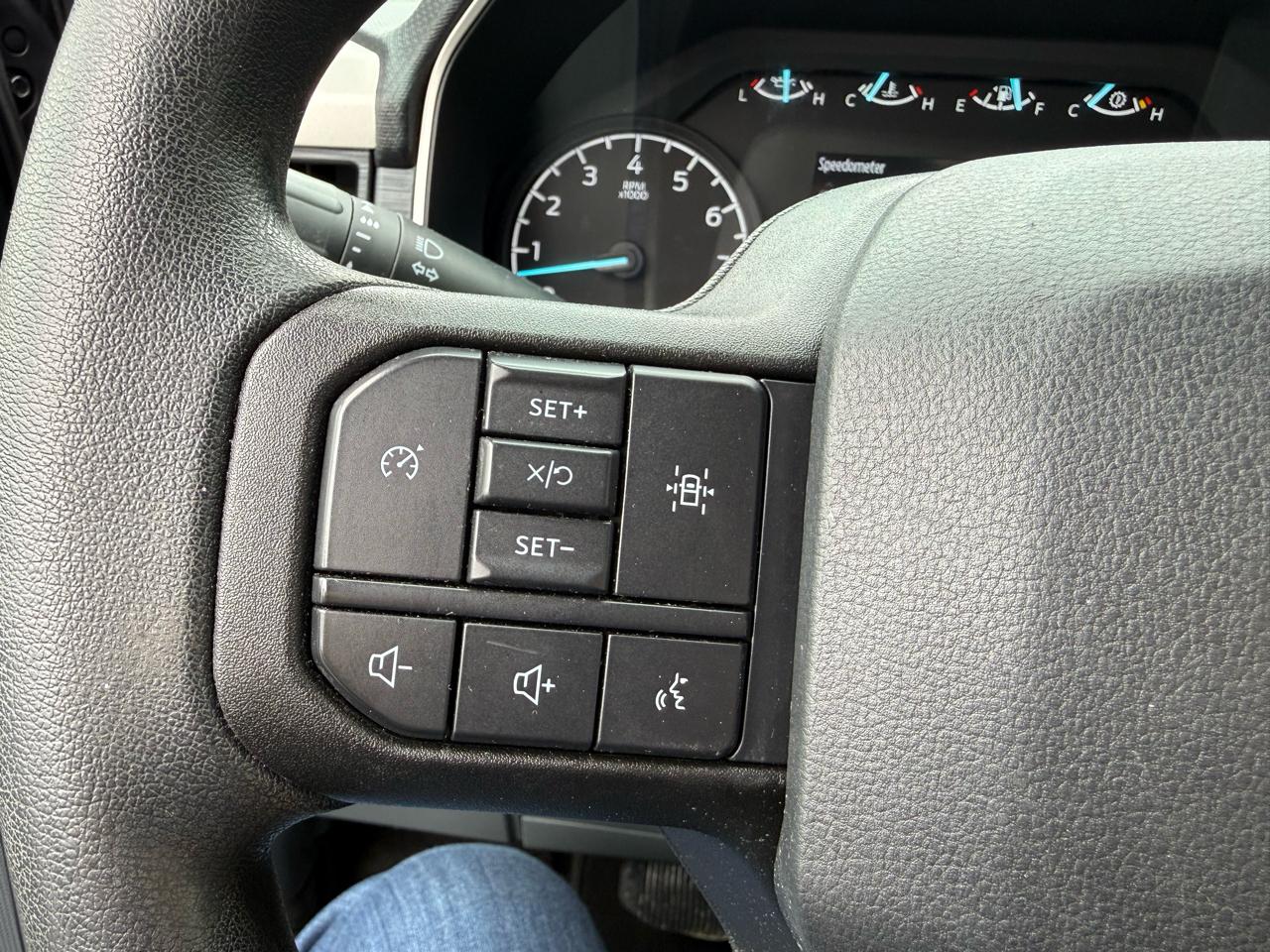 Ford F-150 XL 4WD SuperCab 8' Box 2021