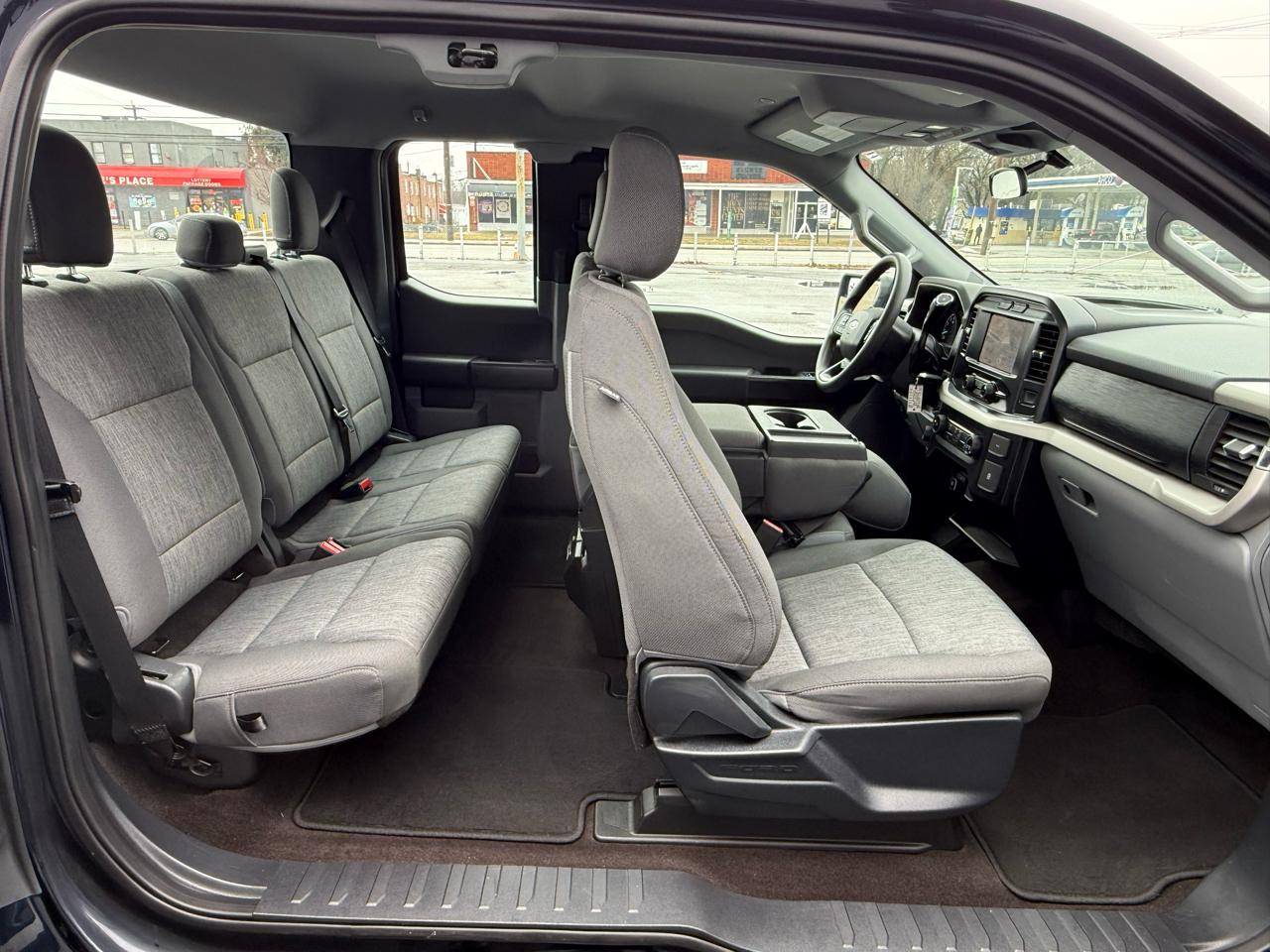 Ford F-150 XL 4WD SuperCab 8' Box 2021