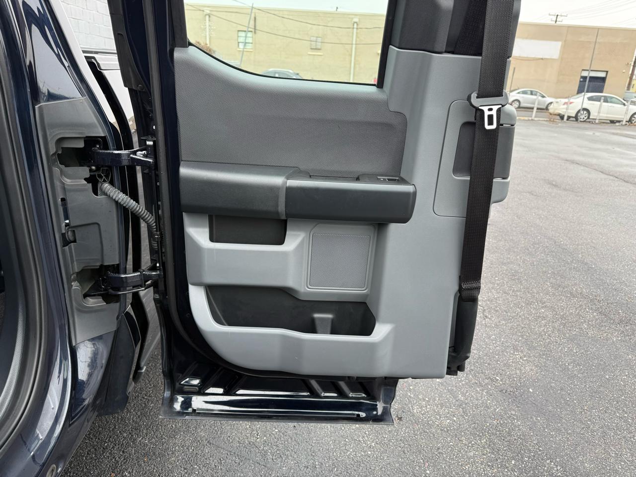 Ford F-150 XL 4WD SuperCab 8' Box 2021