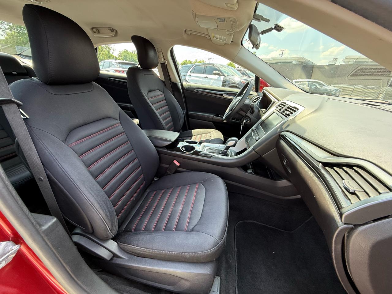 Ford Fusion 4dr Sdn SE FWD 2013