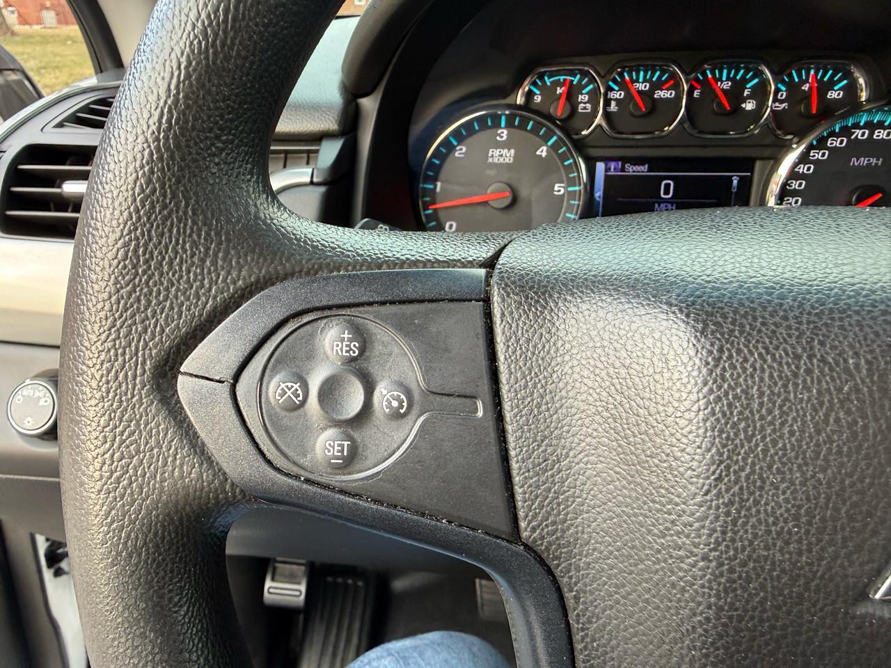 Chevrolet Tahoe  2018