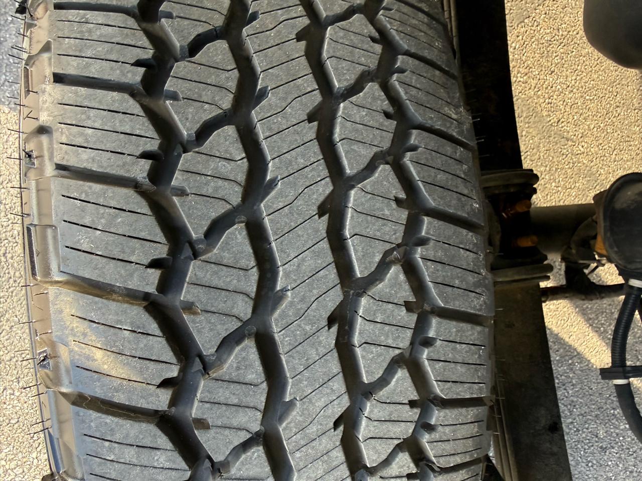 Ford F-150 XLT 4WD SuperCab 8' Box 2023