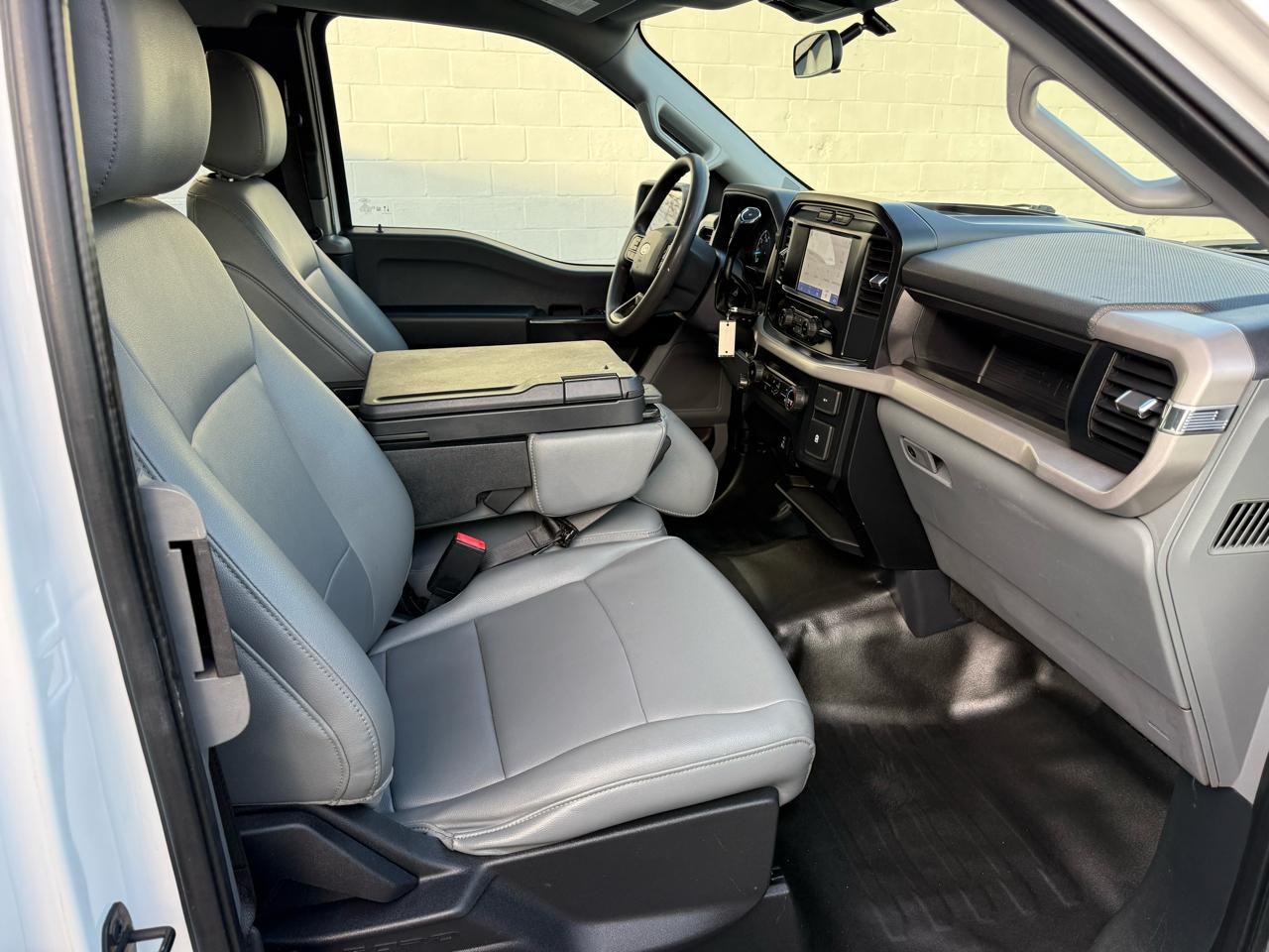 Ford F-150 XLT 4WD SuperCab 8' Box 2023