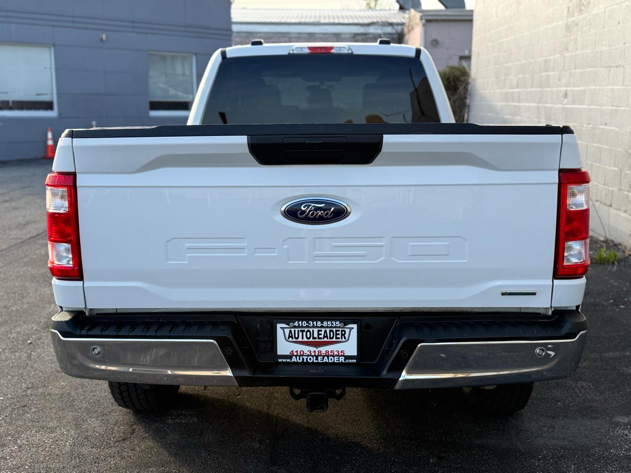 Ford F-150 XLT 4WD SuperCab 8' Box 2023