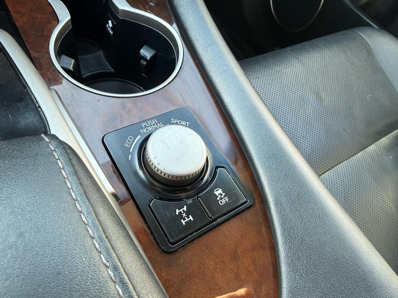 Lexus RX 350 4D SUV AWD 2016