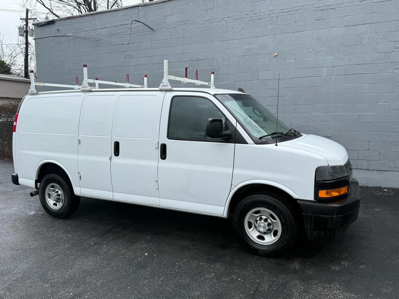 Chevrolet Express Cargo Van RWD 2500 135" 2021