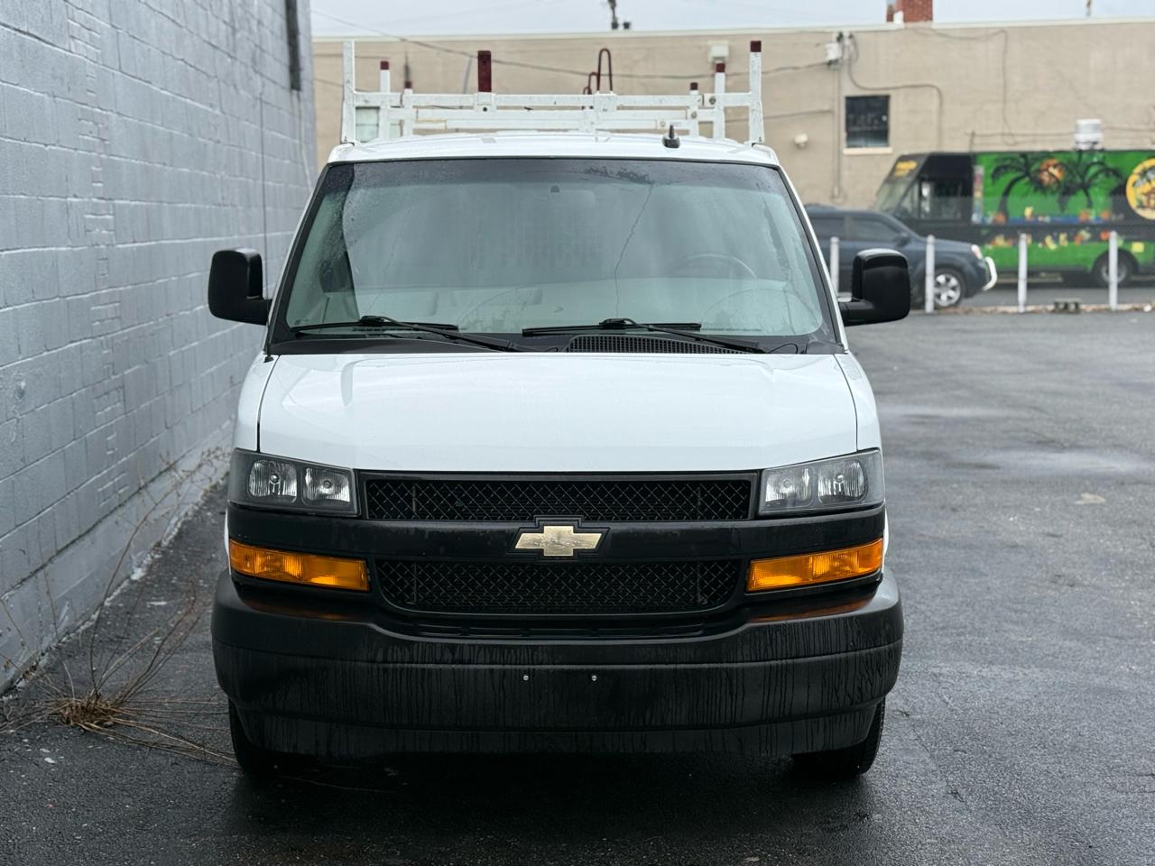 Chevrolet Express Cargo Van RWD 2500 135" 2021