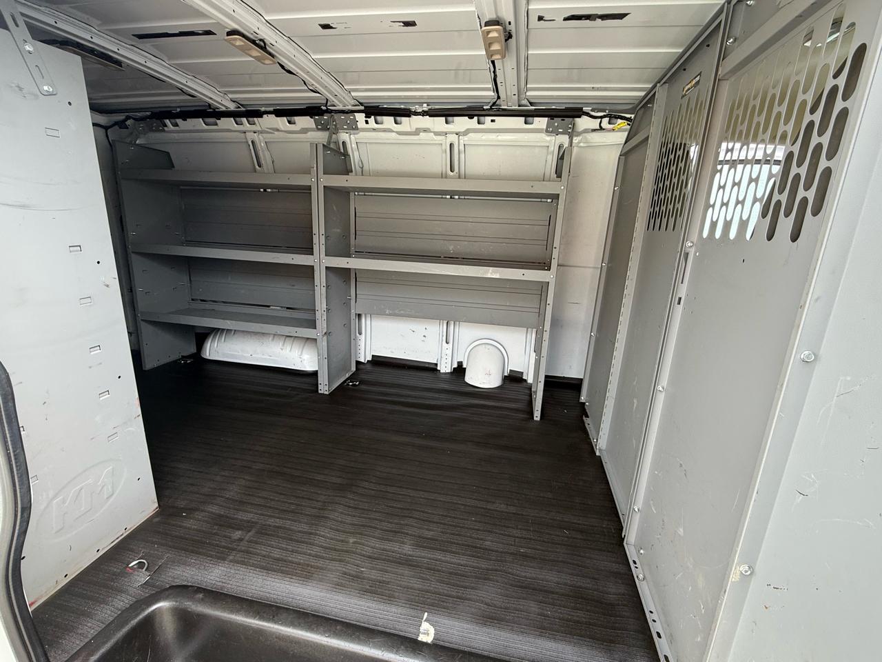 Chevrolet Express Cargo Van RWD 2500 135" 2021