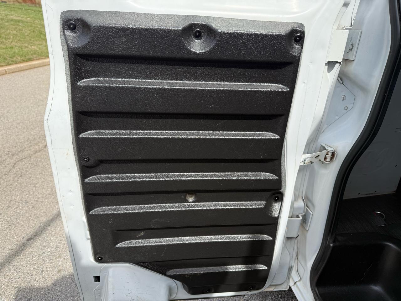 Chevrolet Express Cargo Van RWD 2500 135" 2021