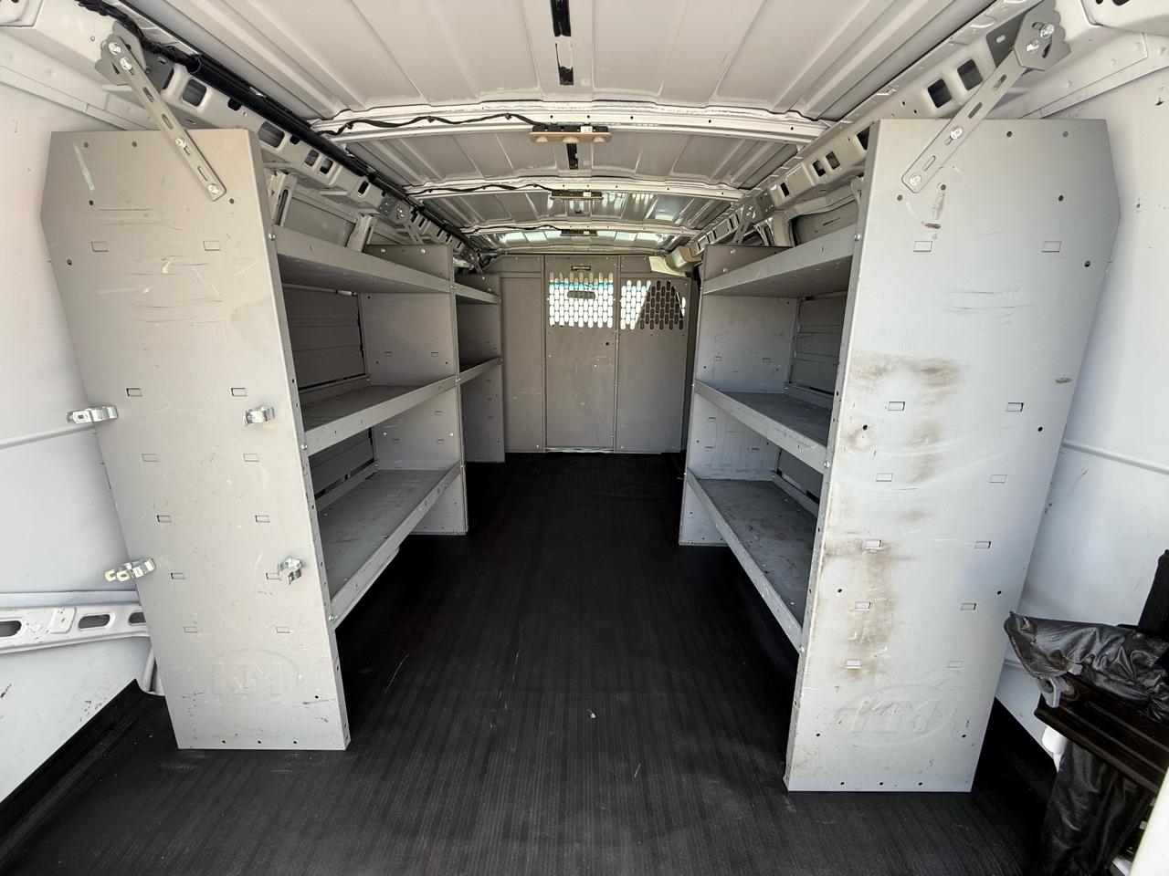 Chevrolet Express Cargo Van RWD 2500 135" 2021