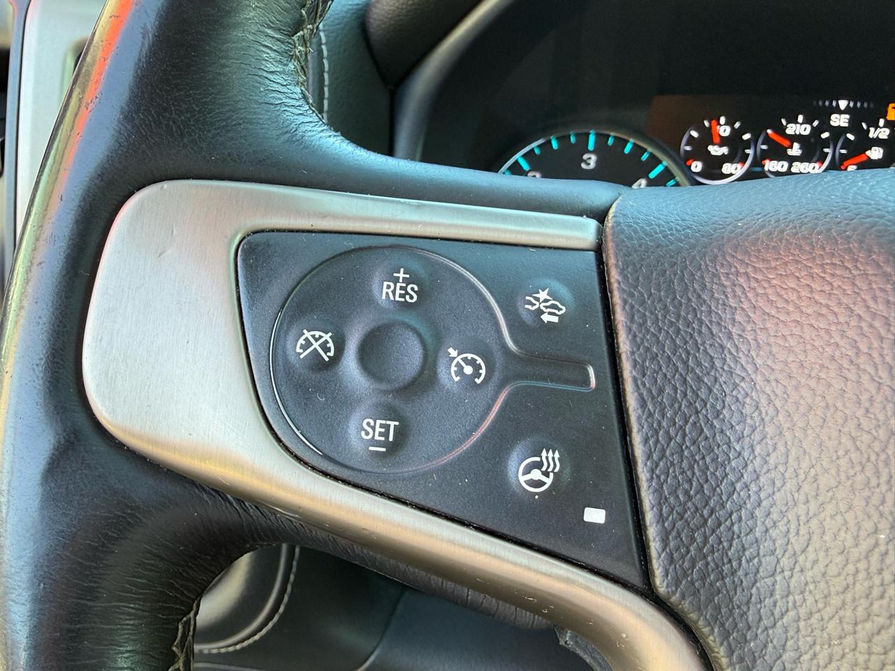 GMC Sierra 1500 4WD Crew Cab 143.5" Denali 2017