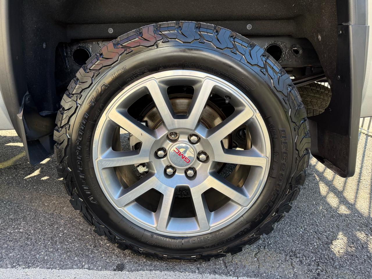 GMC Sierra 1500 4WD Crew Cab 143.5" Denali 2017