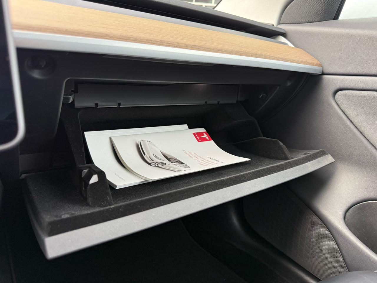 Tesla Model 3 Mid Range RWD *Ltd Avail* 2019