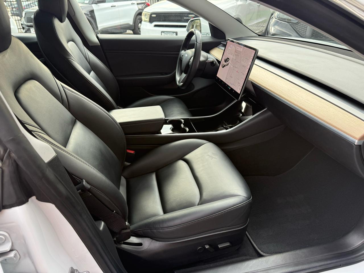 Tesla Model 3 Mid Range RWD *Ltd Avail* 2019