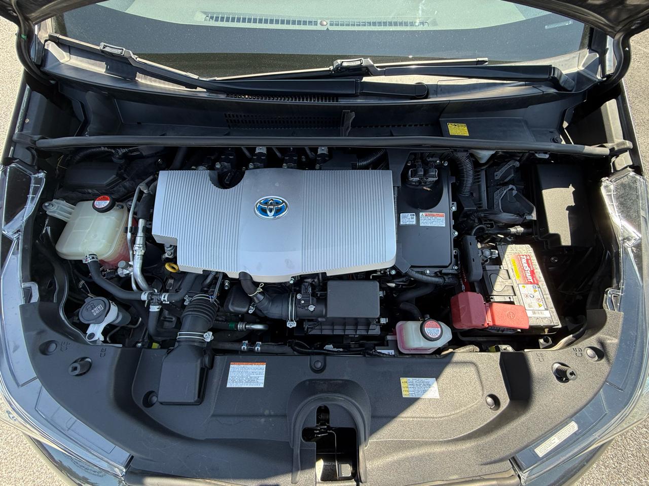 Toyota Prius 5dr HB Two (Natl) 2016