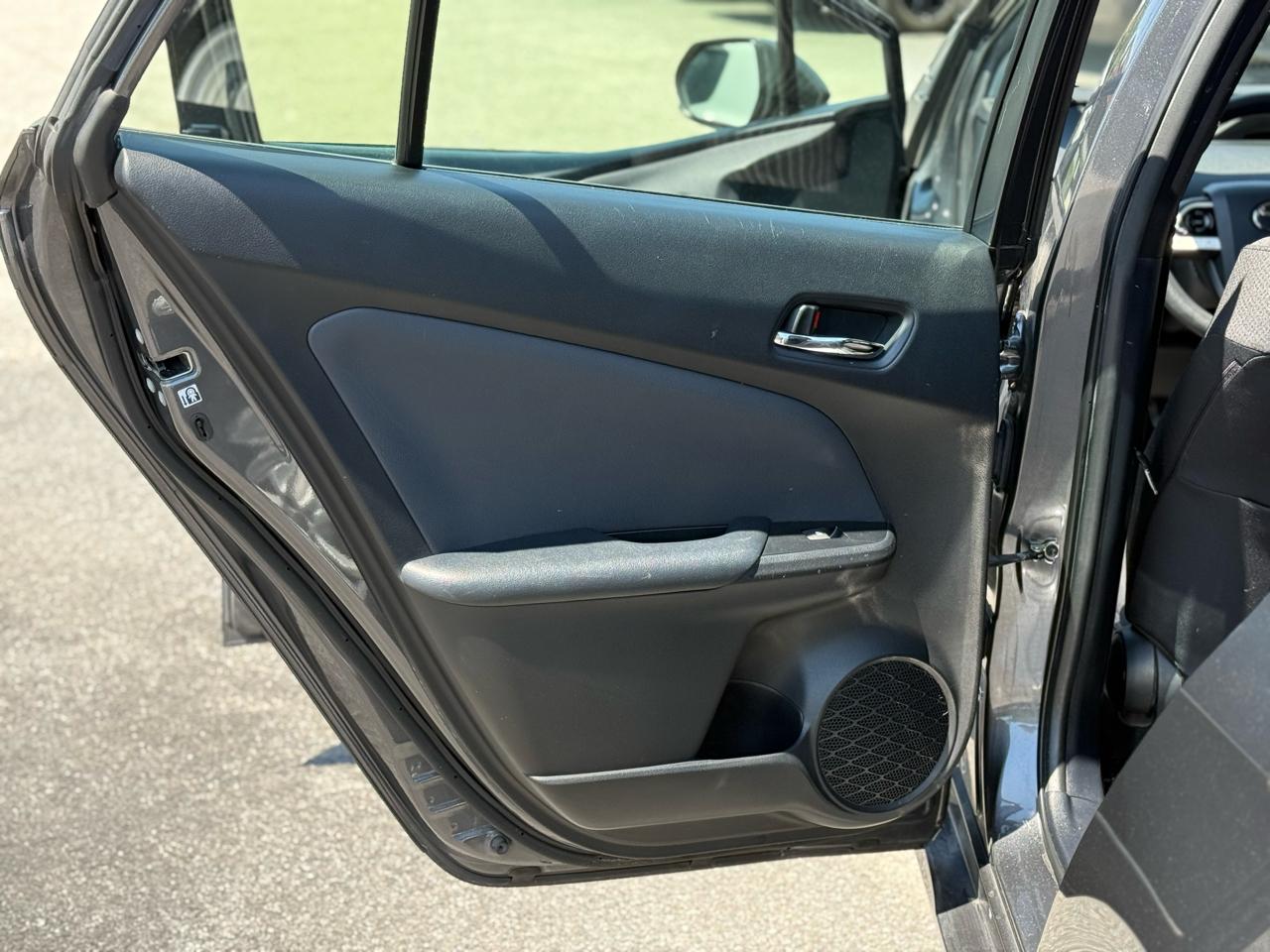 Toyota Prius 5dr HB Two (Natl) 2016