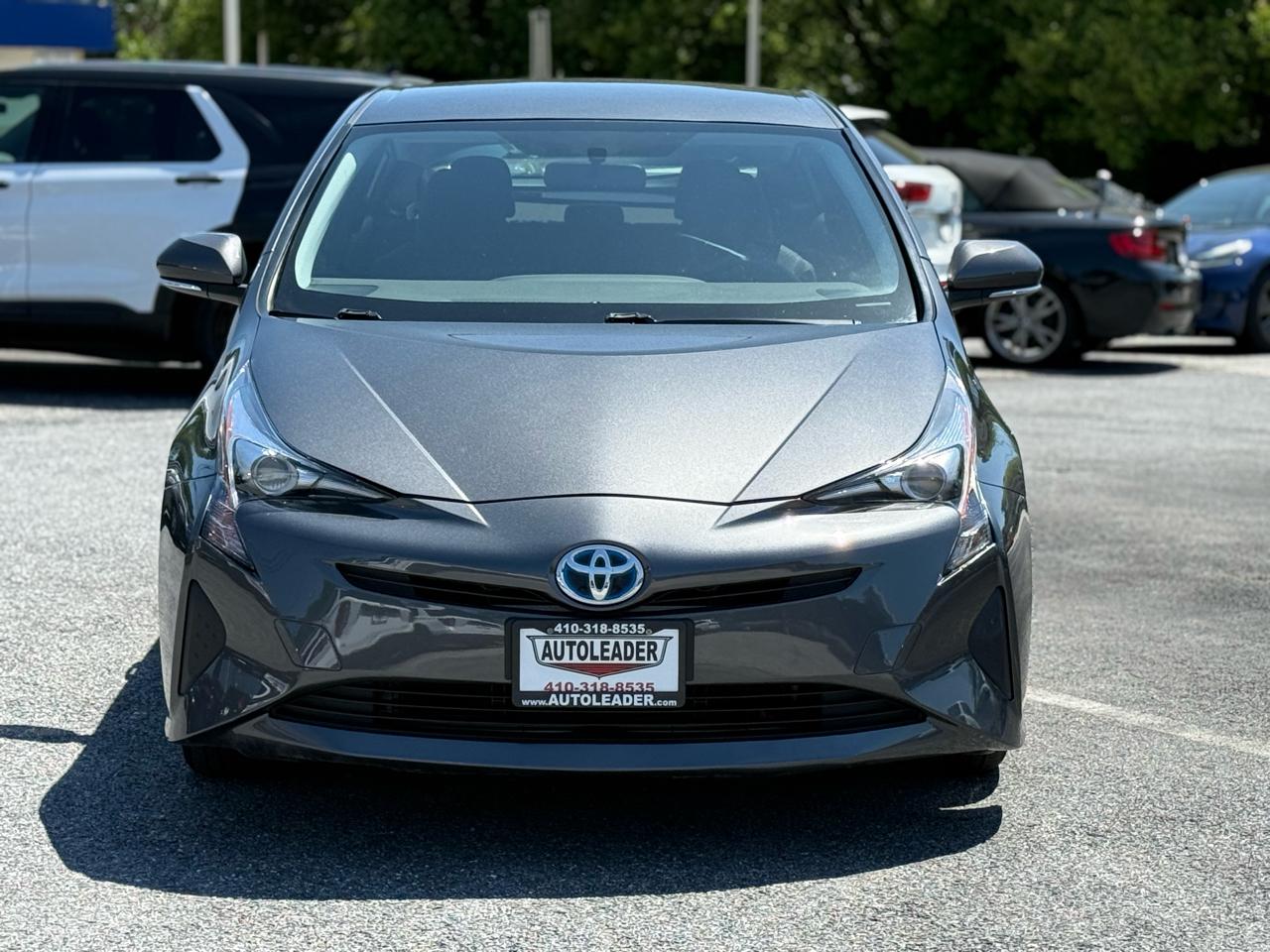Toyota Prius 5dr HB Two (Natl) 2016