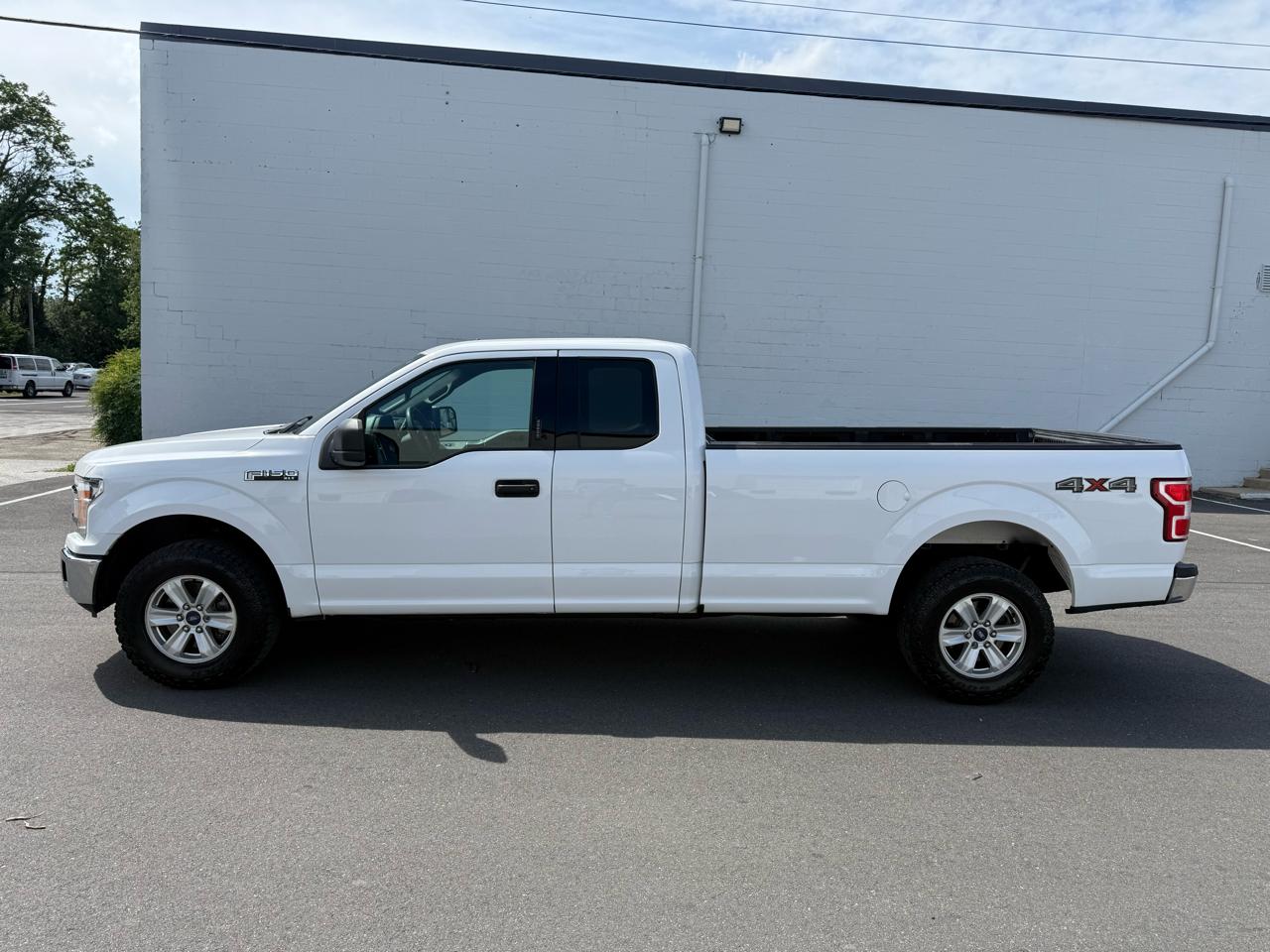 Ford F-150 XLT 4WD SuperCab 8' Box 2020
