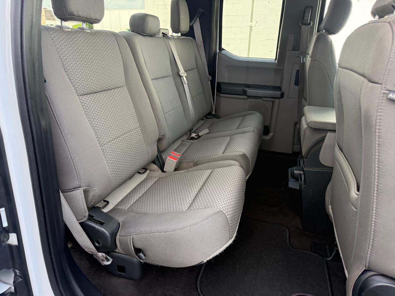Ford F-150 XLT 4WD SuperCab 8' Box 2020