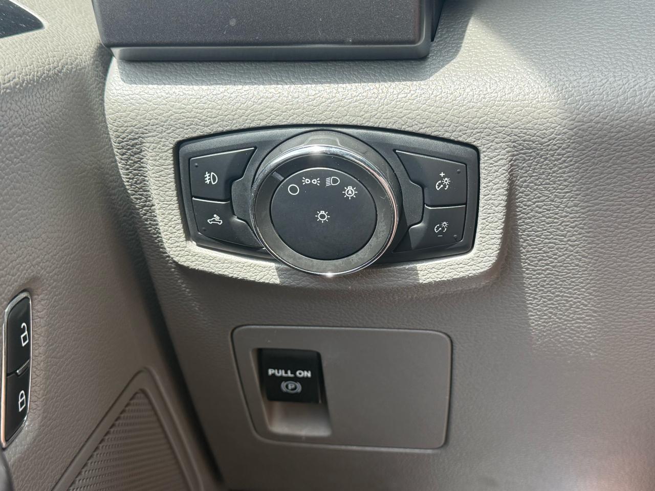 Ford F-150 XLT 4WD SuperCab 8' Box 2020