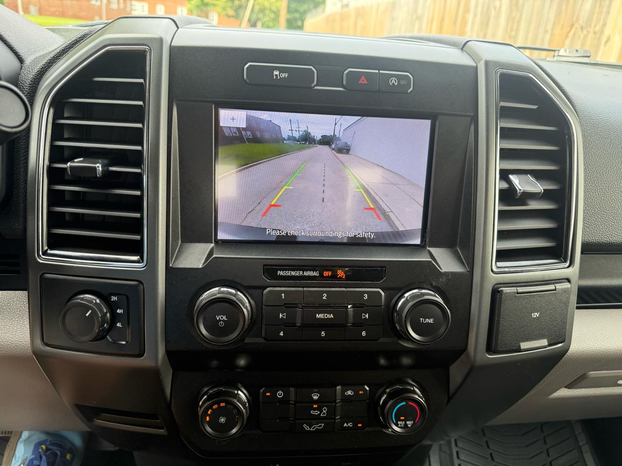 Ford F-150 XLT 4WD SuperCab 8' Box 2020