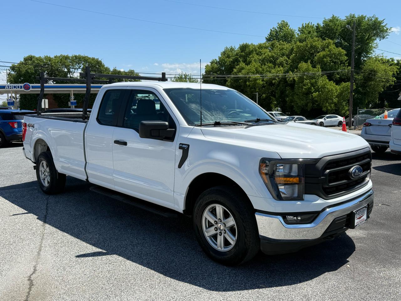 Ford F-150 XLT 4WD SuperCab 8' Box 2023