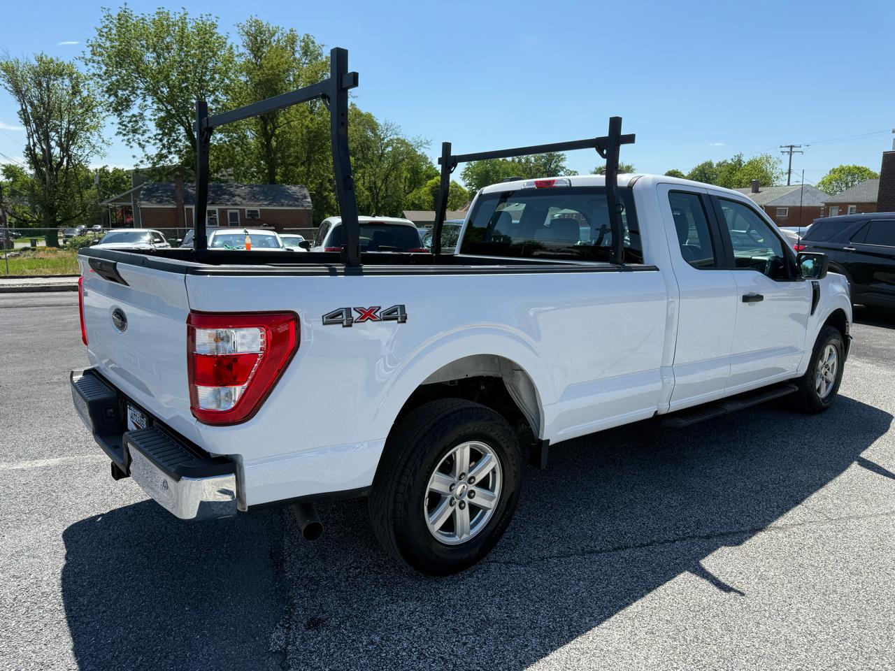 Ford F-150 XLT 4WD SuperCab 8' Box 2023