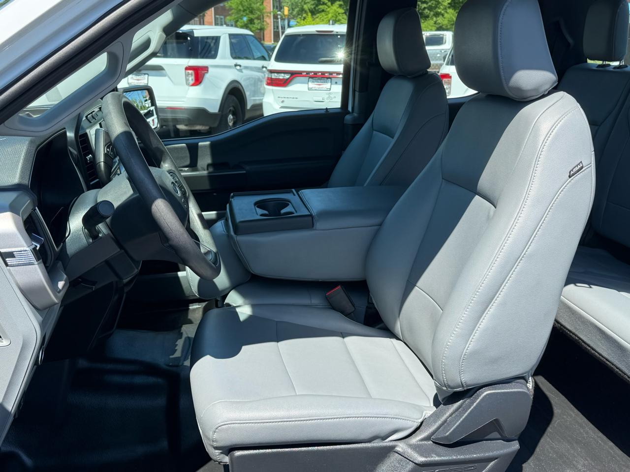 Ford F-150 XLT 4WD SuperCab 8' Box 2023