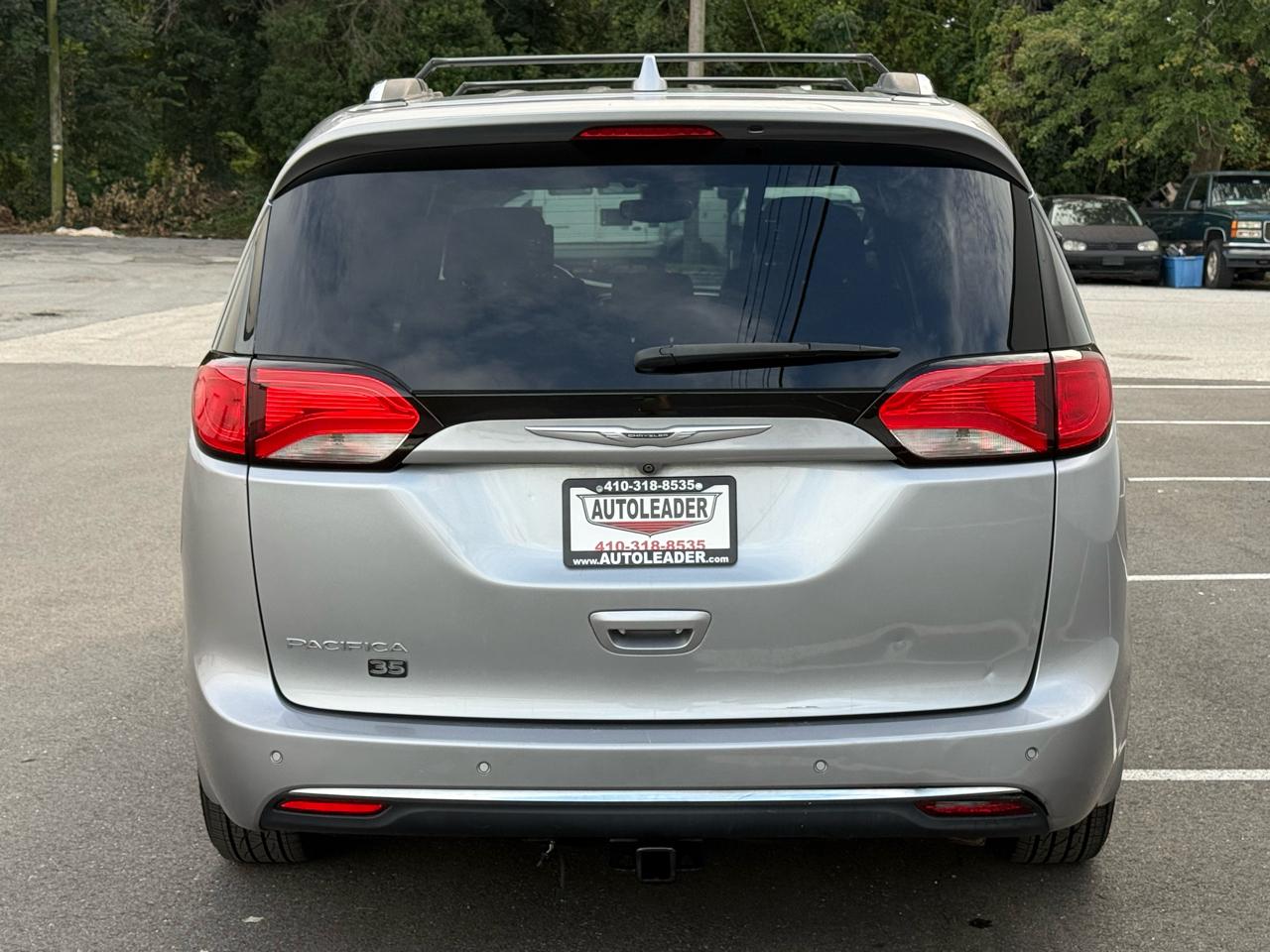 Chrysler Pacifica Touring L Plus 35th Anniversary FWD 2019