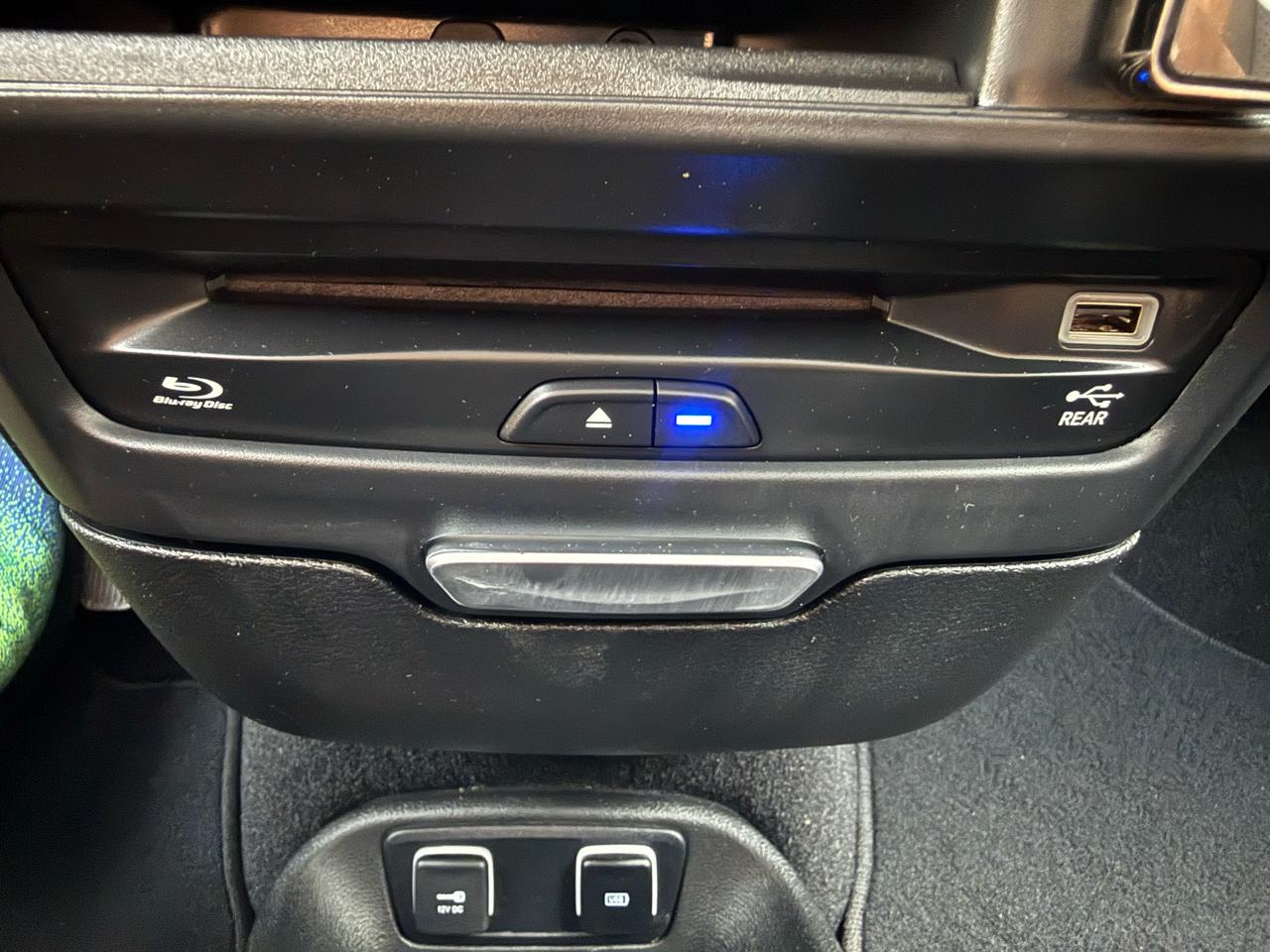 Chrysler Pacifica Touring L Plus 35th Anniversary FWD 2019