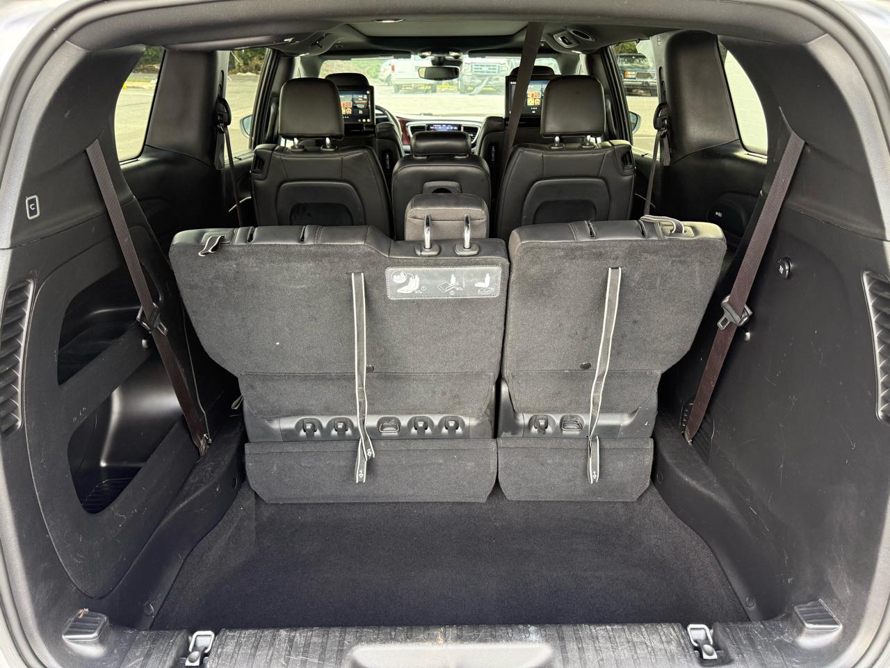 Chrysler Pacifica Touring L Plus 35th Anniversary FWD 2019
