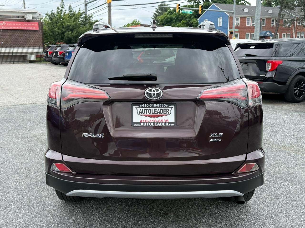 Toyota RAV4 AWD 4dr XLE (Natl) 2016