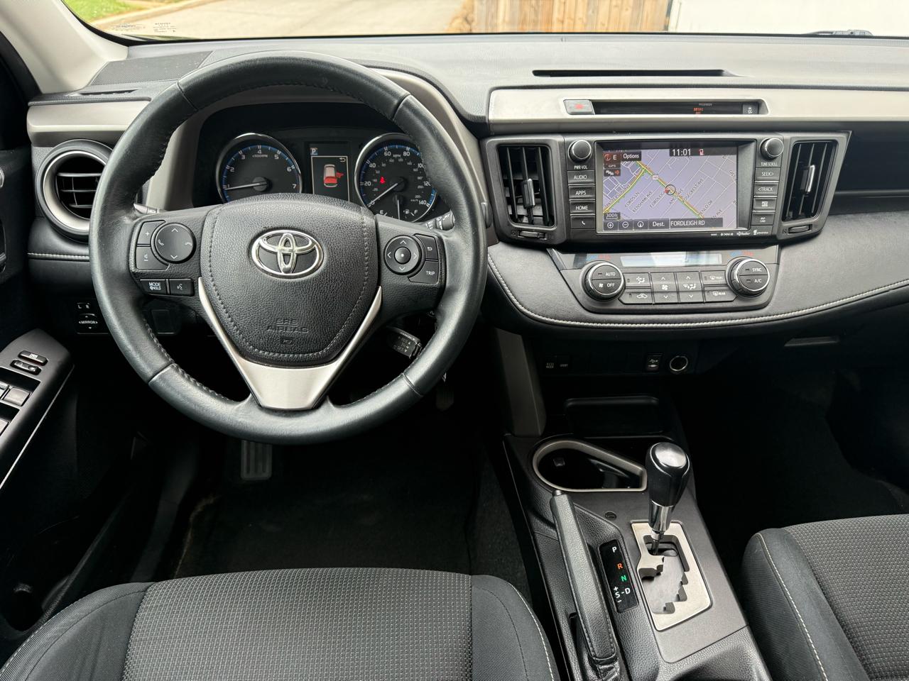 Toyota RAV4 AWD 4dr XLE (Natl) 2016