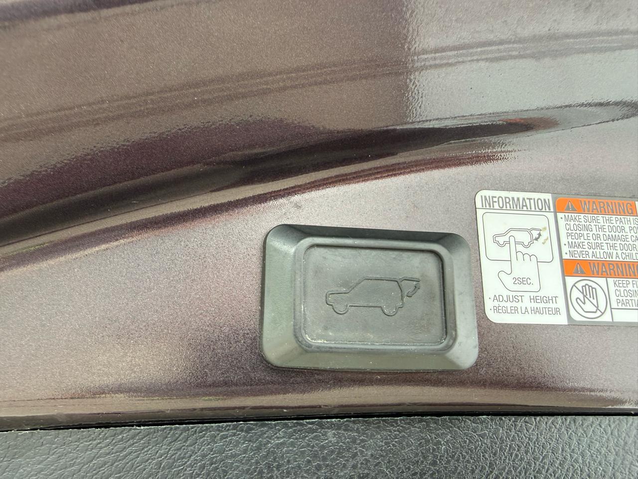 Toyota RAV4 AWD 4dr XLE (Natl) 2016