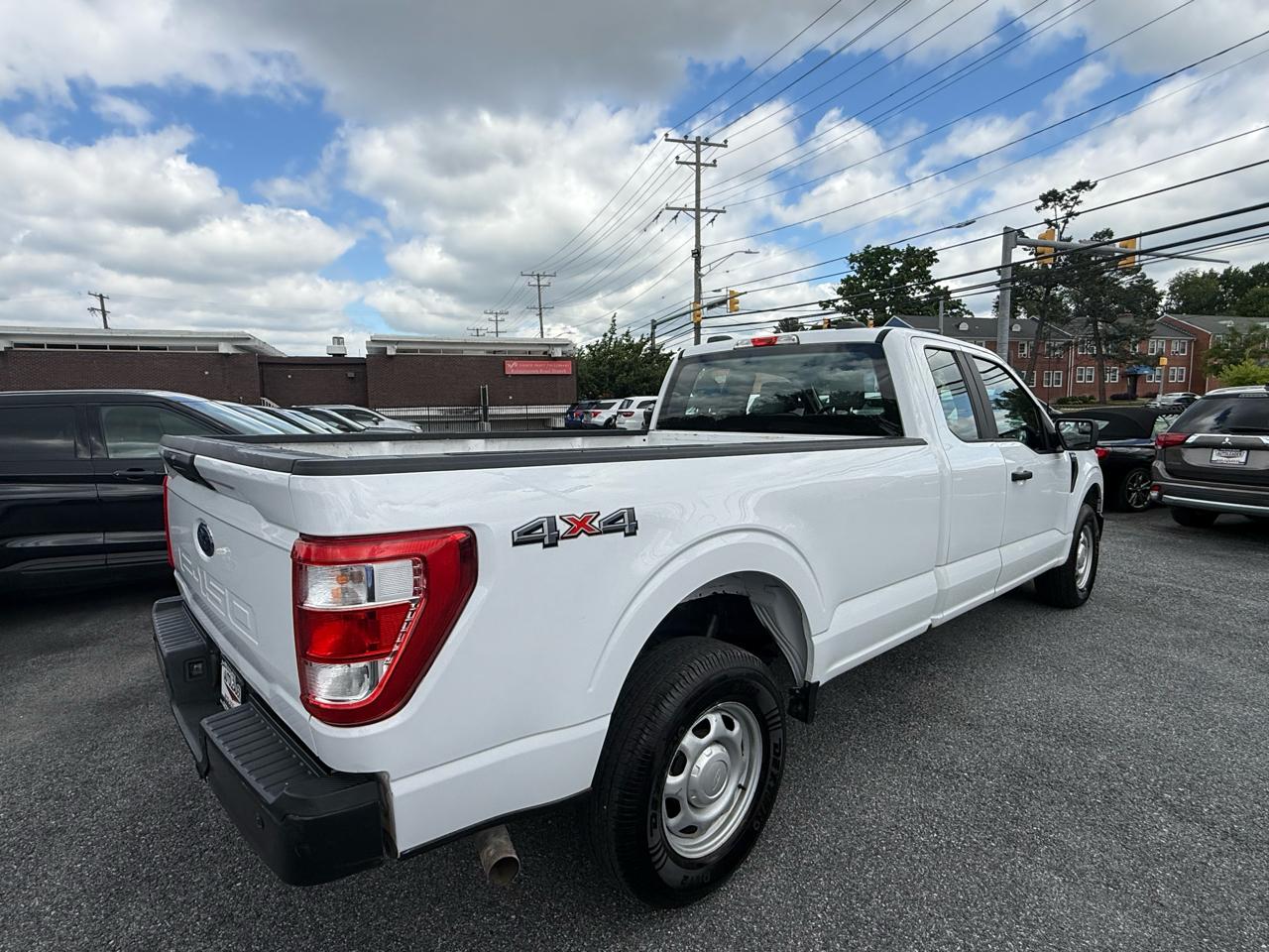 Ford F-150 XL 4WD SuperCab 8' Box 2021