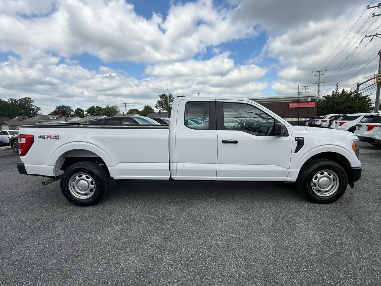 Ford F-150 XL 4WD SuperCab 8' Box 2021